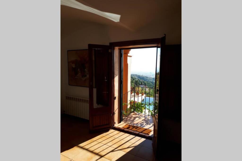 Magic Place Sant Just Desvern Exterior photo